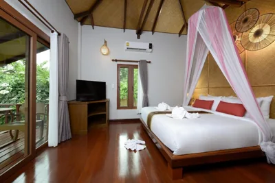 Deluxe Villa (Third Row) — PingChan Koh Phangan Beachfront Resort